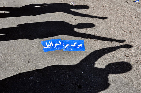 حضور مسئولان در مراسم ۱۳ آبان یک مطالبه جدی مردمی است